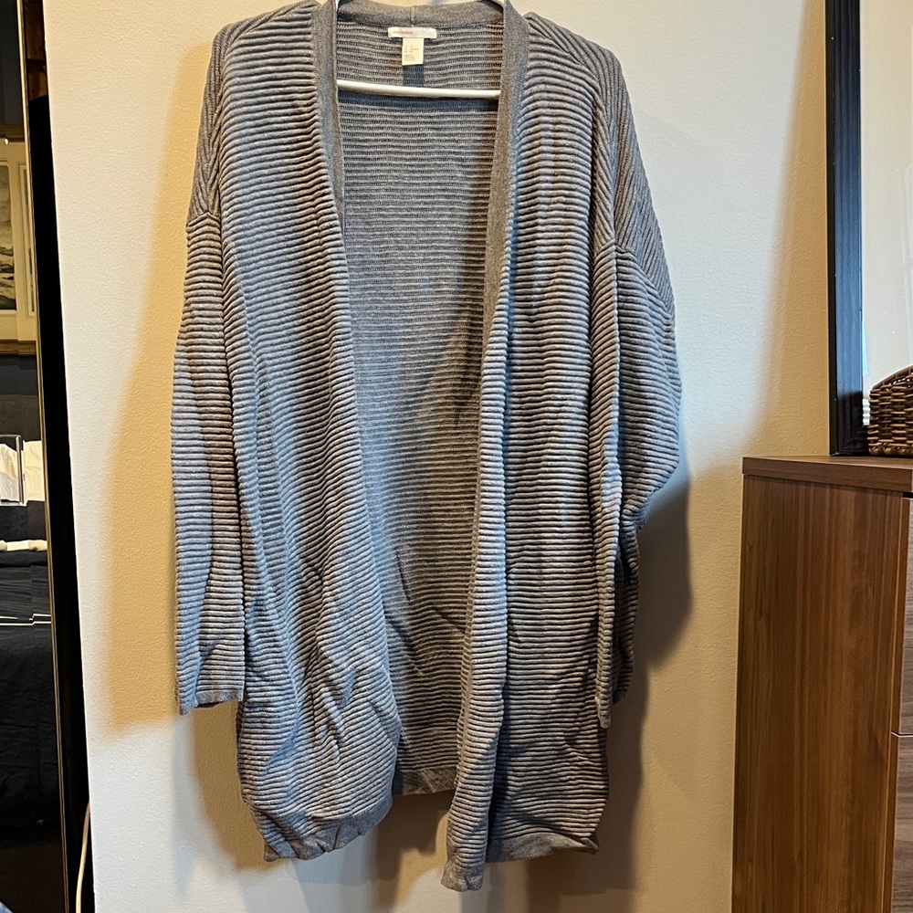 Ribbed heather gray cardigan sweater